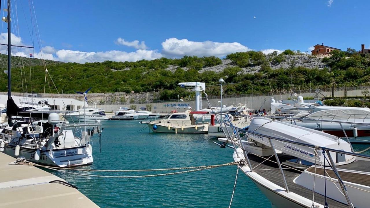 Apartments Novi Vinodolski Εξωτερικό φωτογραφία
